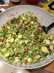 Roasted Chopped Hazelnuts